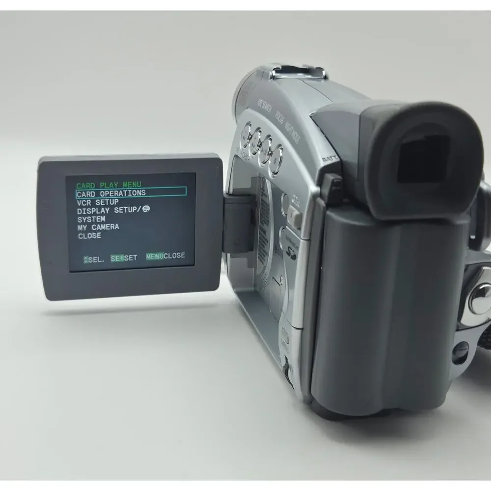 Canon ZR85 MiniDV Digital Camcorder Tested Powers On W/ Charger Memory Card